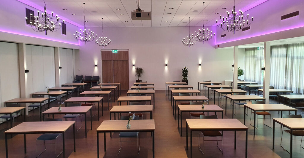 DeSchakelNijkerk-grote-zaal